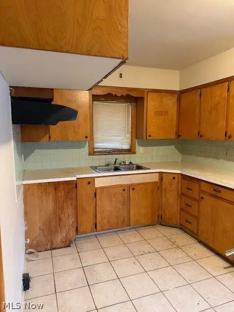 1561 Bradford, Warren, OH 44485 - #2