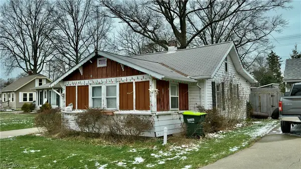 143 S Point Drive, Avon Lake, OH 44012