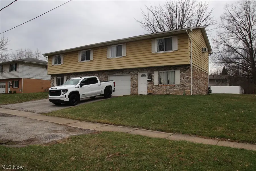 4728 Fishcreek Road, Stow, OH 44224 - #2