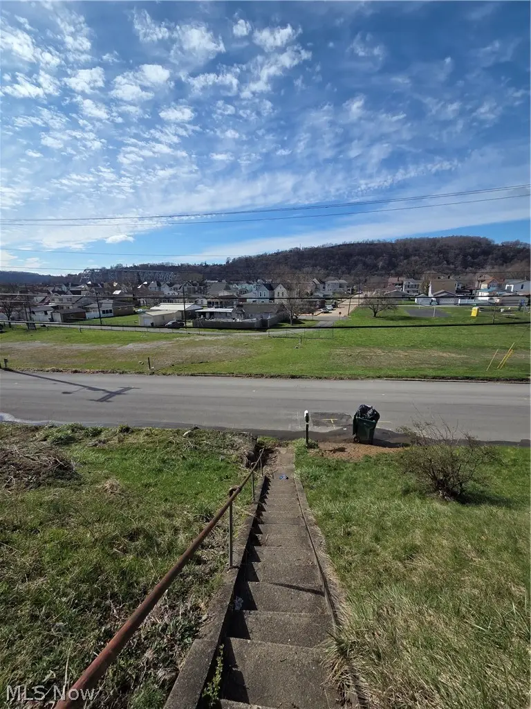 1016 Collins Memorial Drive, Chester, WV 26034 - #3