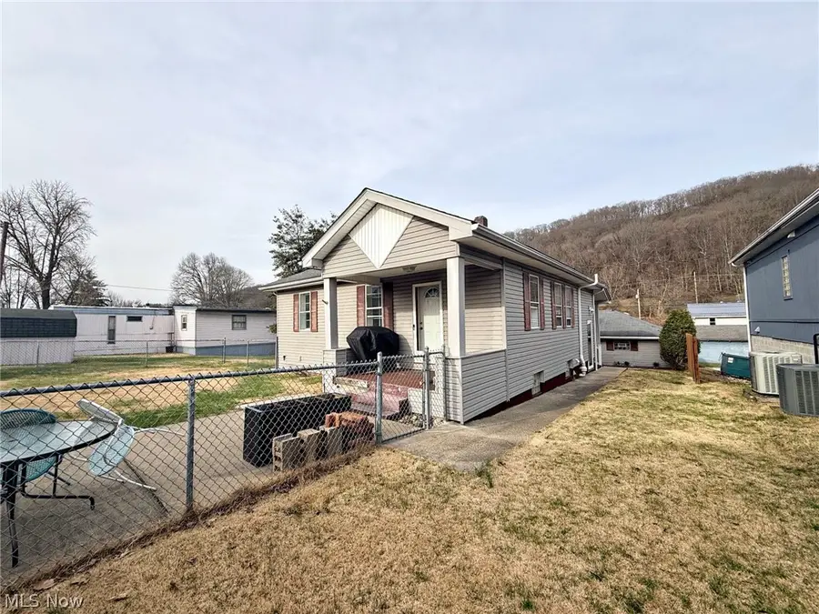 1115 Sutlers Alley, New Cumberland, WV 26047 - #3