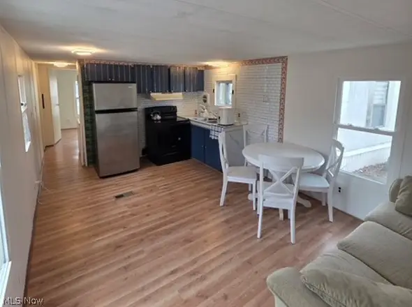 9151 Mentor Avenue, Mentor, OH 44060 - #3