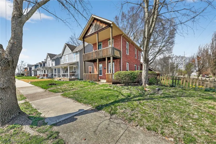 33 E Cottage Avenue, Dayton, OH 45449 - #2