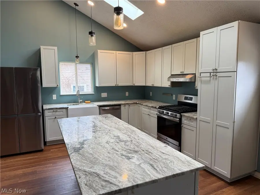 8352 Wyatt Road, Broadview Heights, OH 44147 - #2