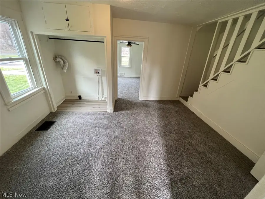 230 Van Buren Street, Zanesville, OH 43701 - #2