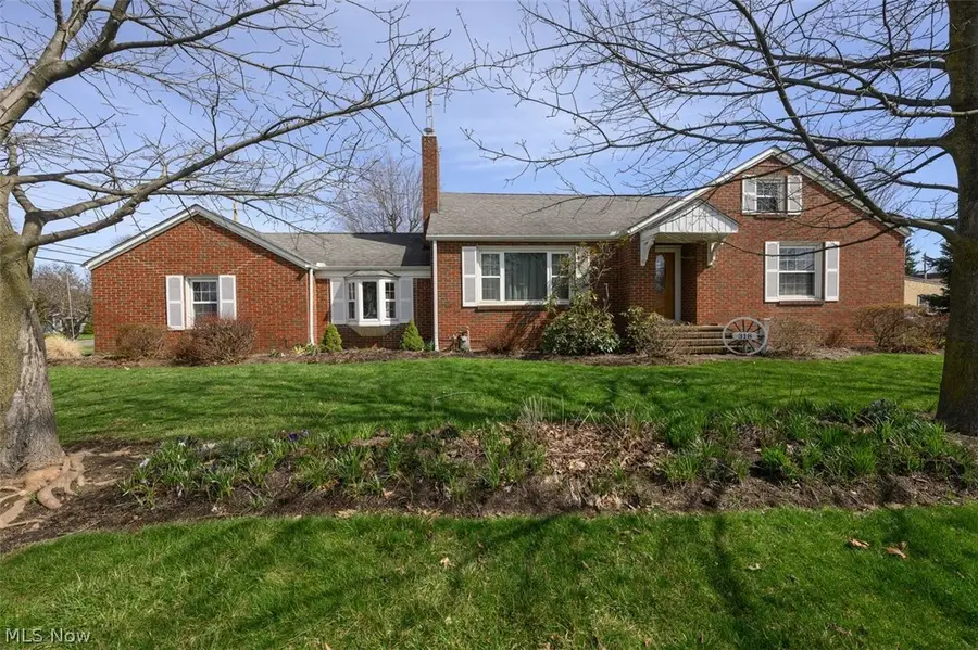 318 Wood N Street, East Canton, OH 44730 - #2