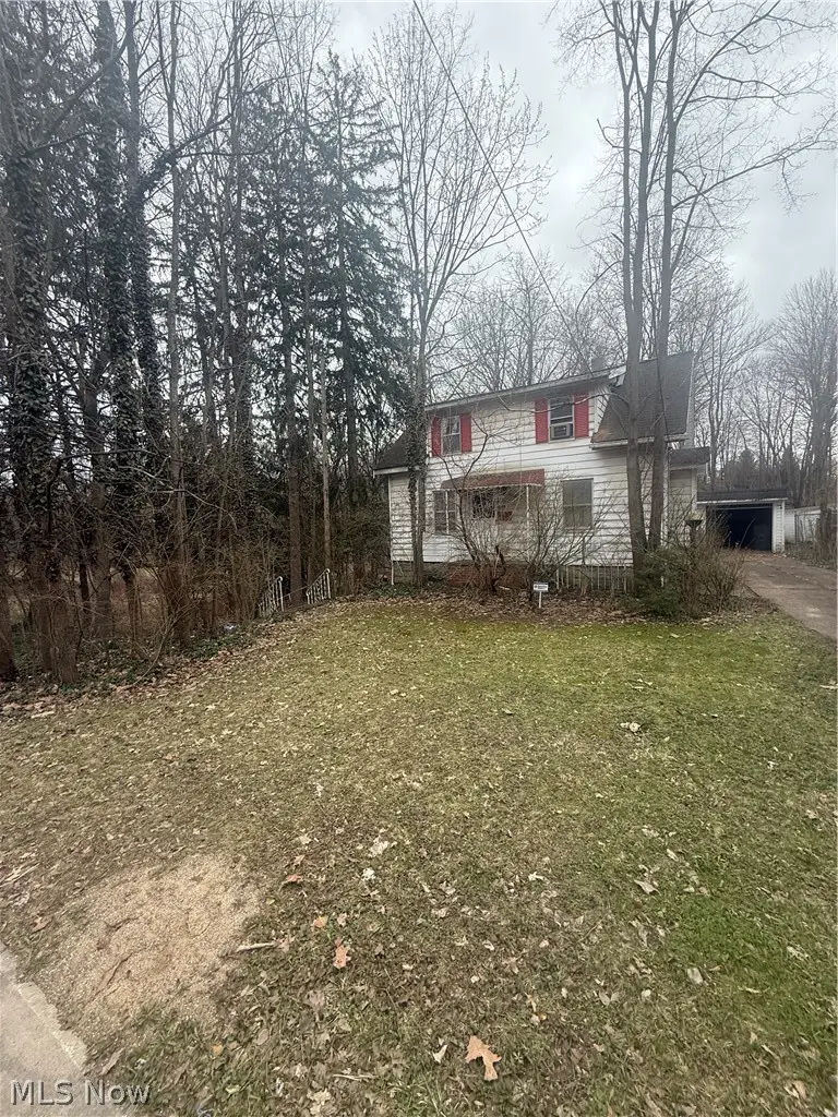 568 Columbus Street, Bedford, OH 44146 - #1