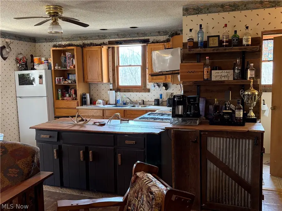 19488 Osborne Road, Salesville, OH 43778 - #3