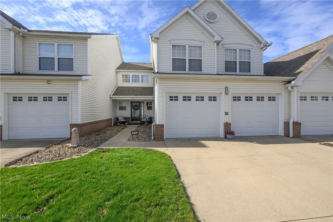 1412 Camden Ridge Boulevard, Akron, OH 44312 - #1