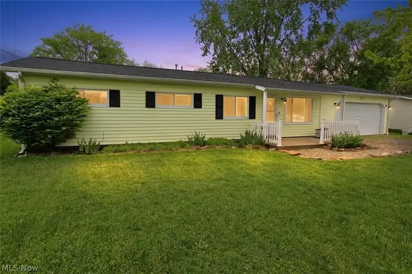 2042 Byron Drive, Brunswick, OH 44212