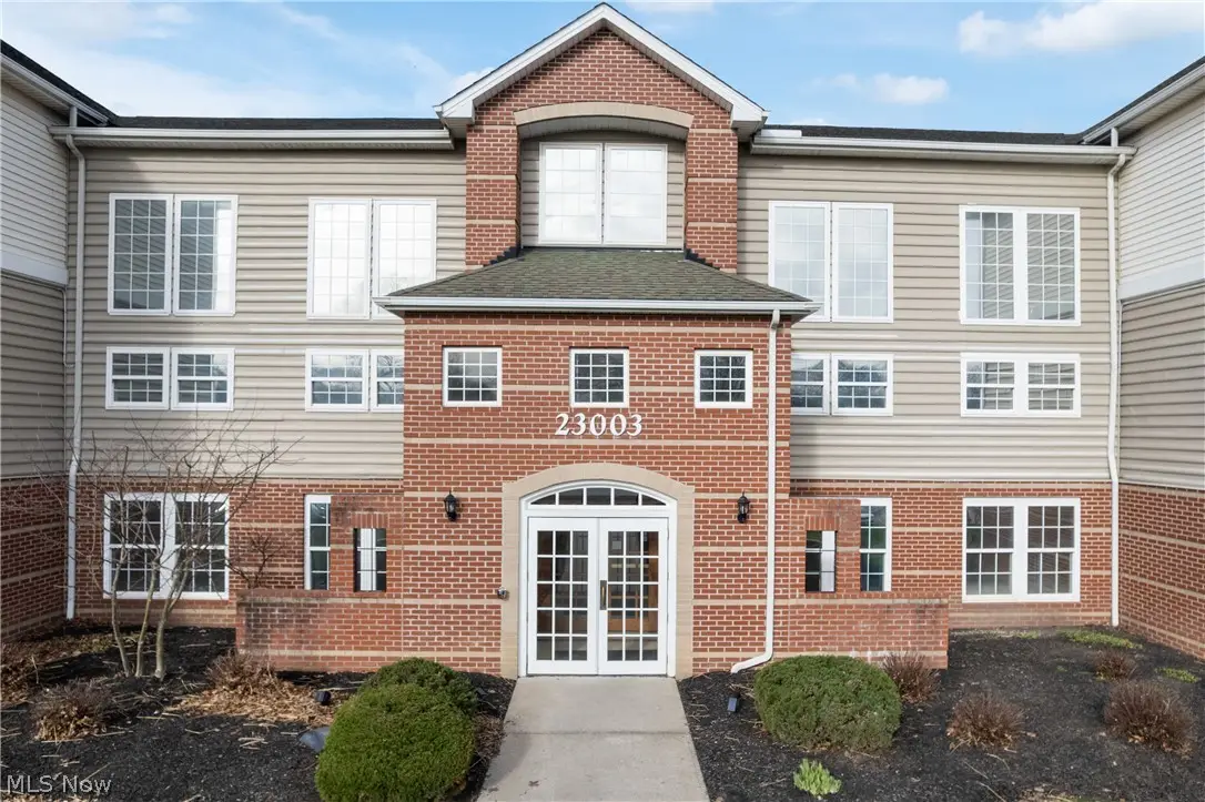 23003 Chandlers Lane #224, Olmsted Falls, OH 44138 - #1