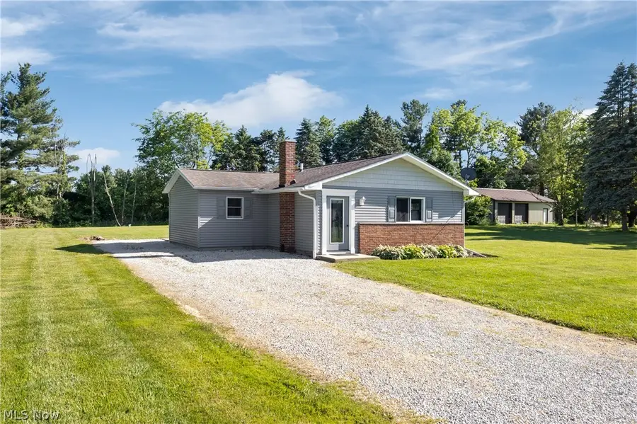 13095 Portage Street, Doylestown, OH 44230 - #2