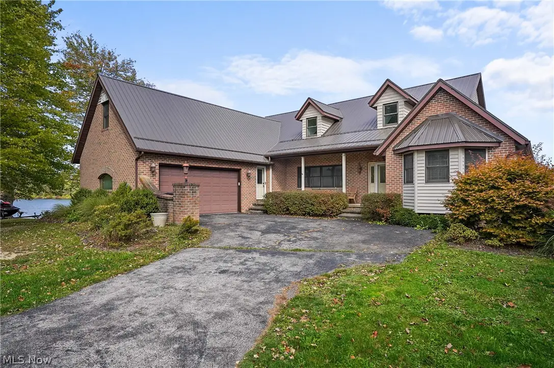 410 Geneva Point, Roaming Shores, OH 44084 - #1