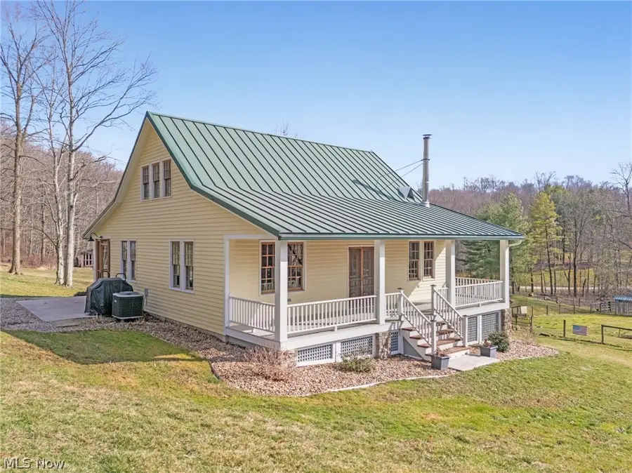 2210 Scroll Sw Road, Carrollton, OH 44615 - #2