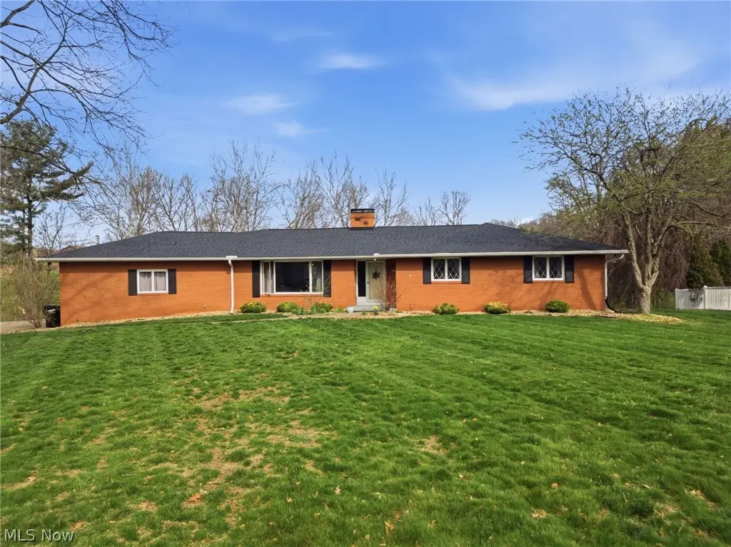 3221 Arrow Point Drive, Zanesville, OH 43701 - #1