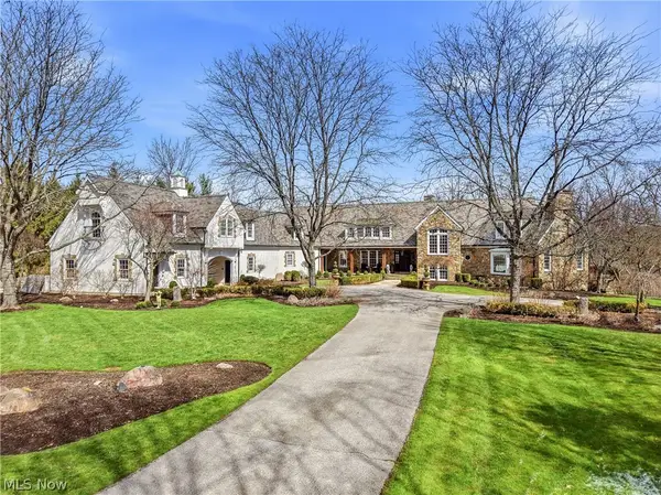 809 Village Trails, Gates Mills, OH 44040