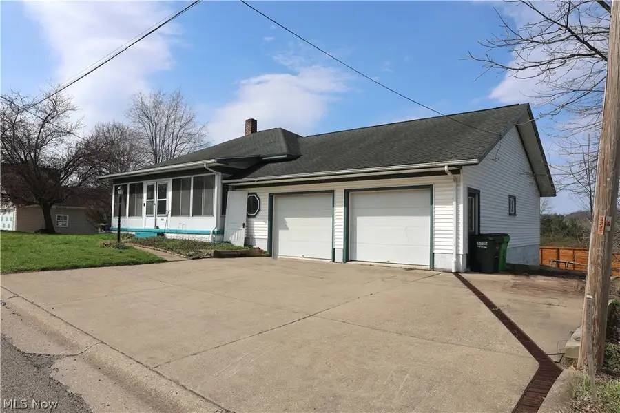 662 S Monroe Street, Millersburg, OH 44654 - #2