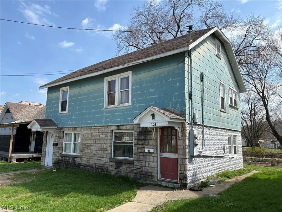 606 Bird Street, Parkersburg, WV 26101 - #2