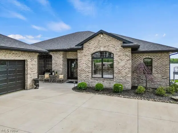 1004 Waters Edge Drive, Columbiana, OH 44408 - #2