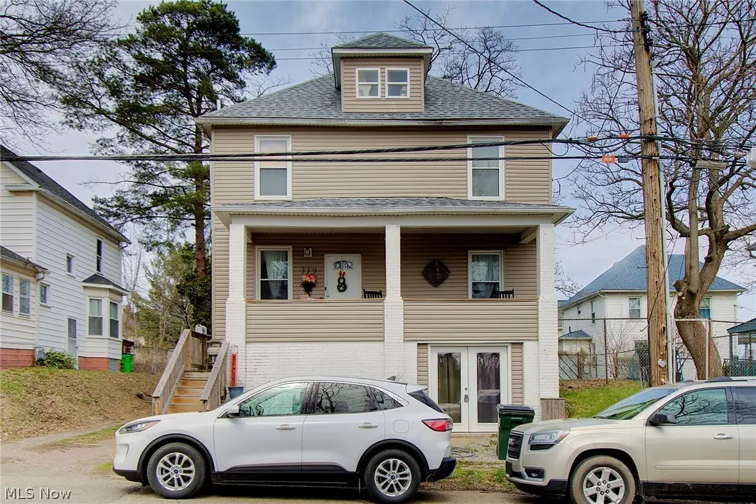 319 W Oxford Street, Alliance, OH 44601 - #1