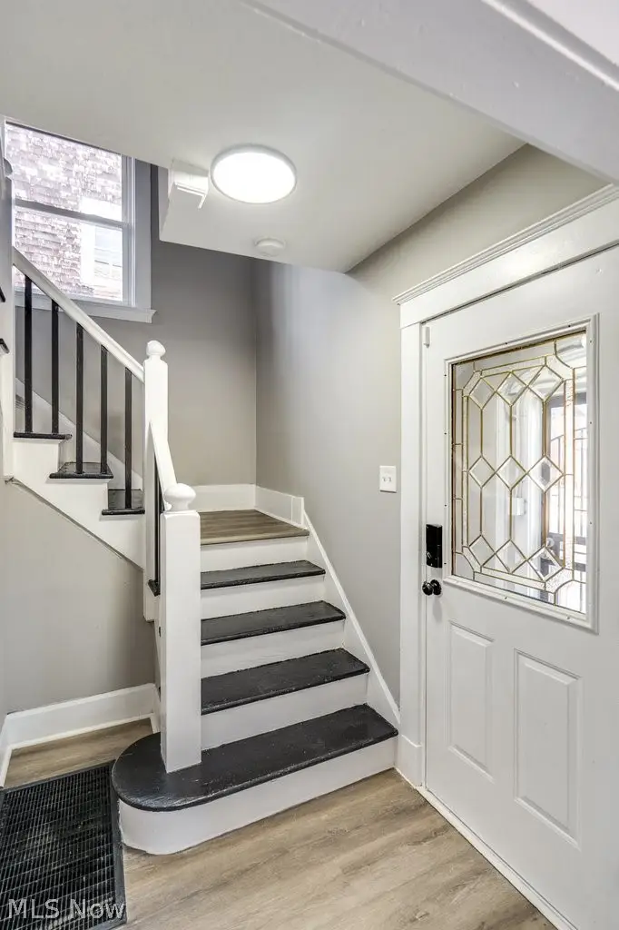 561 Melrose Street, Akron, OH 44305 - #3