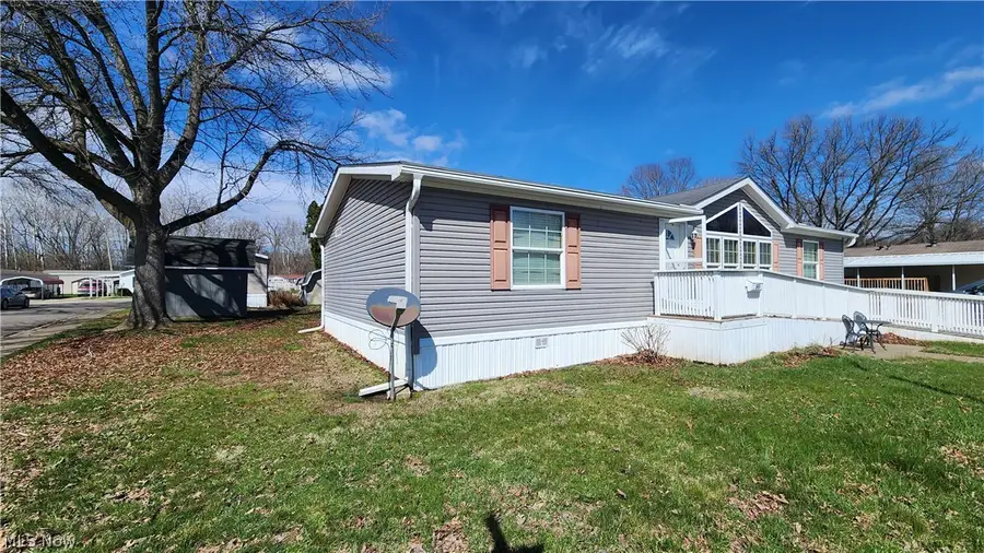 345 Sea Gull Lane, New Philadelphia, OH 44663 - #2