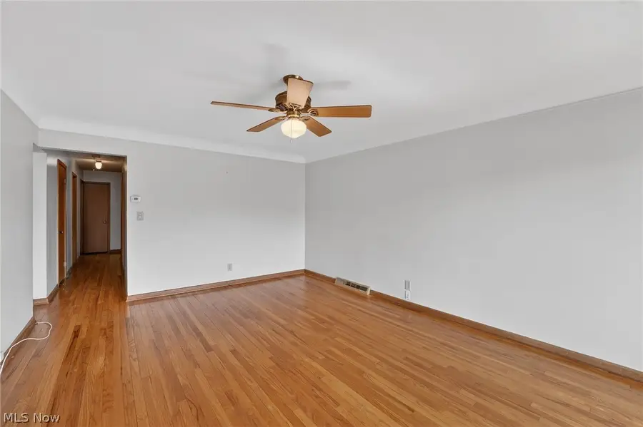 6010 Virginia Avenue, Parma, OH 44130 - #3