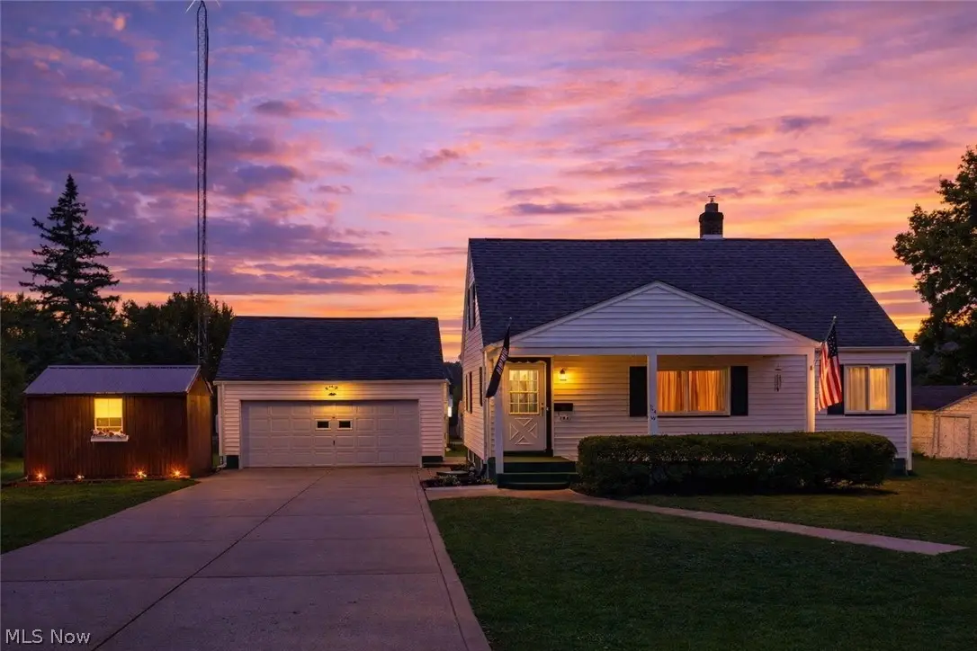 104 W Carolina Avenue, Sebring, OH 44672 - #1