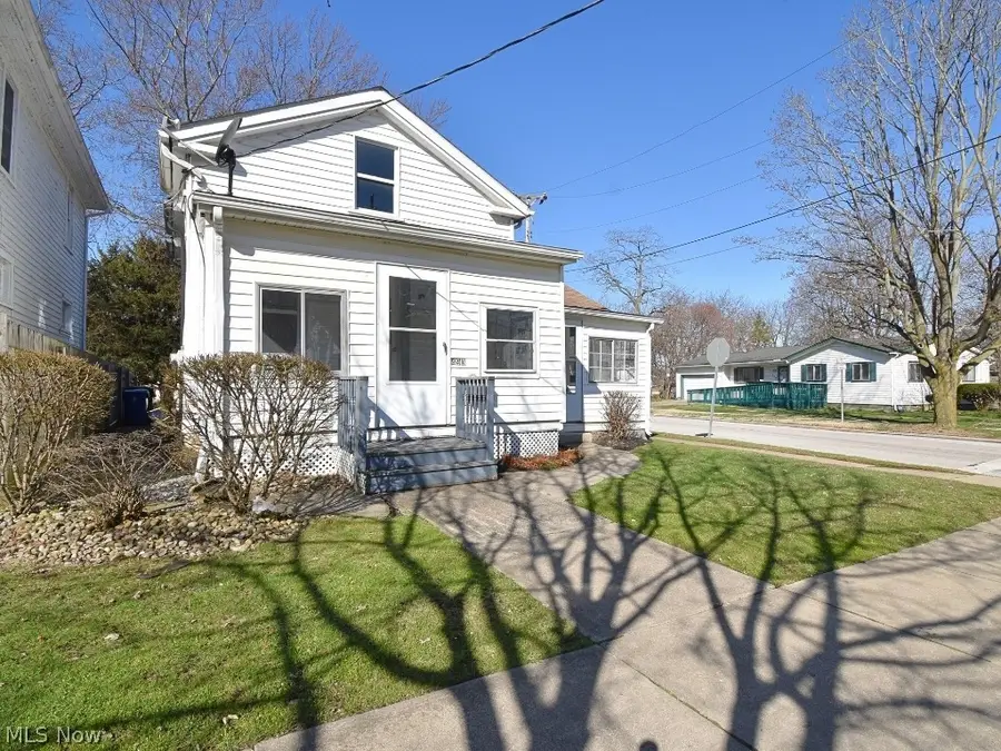 493 Elm Street, Painesville, OH 44077 - #3