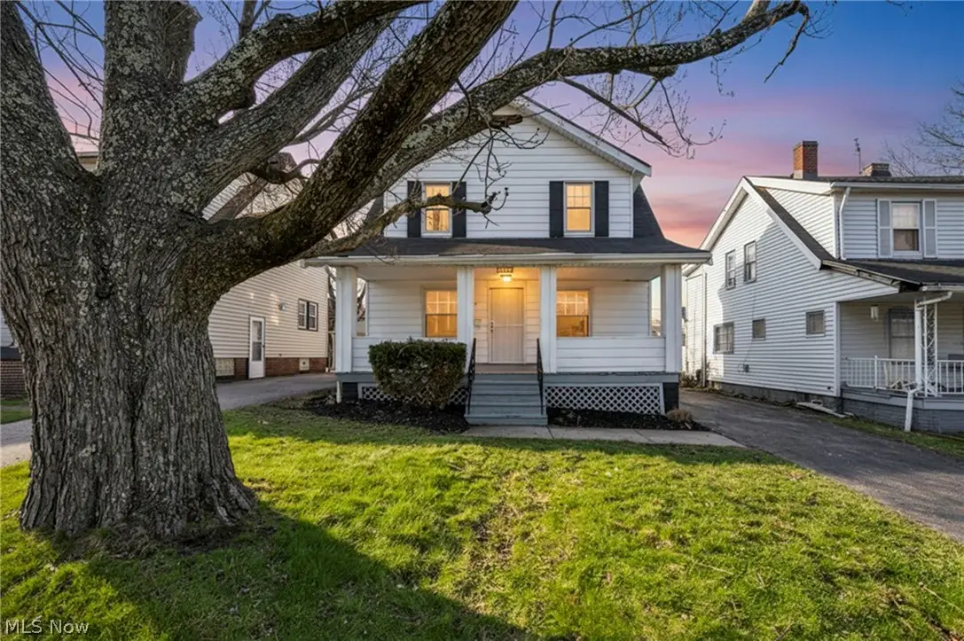 13620 S Parkway Drive, Garfield Heights, OH 44105 - #1