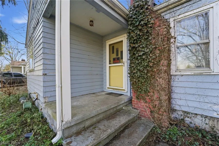 1016 Riverside Drive, Painesville, OH 44077 - #2