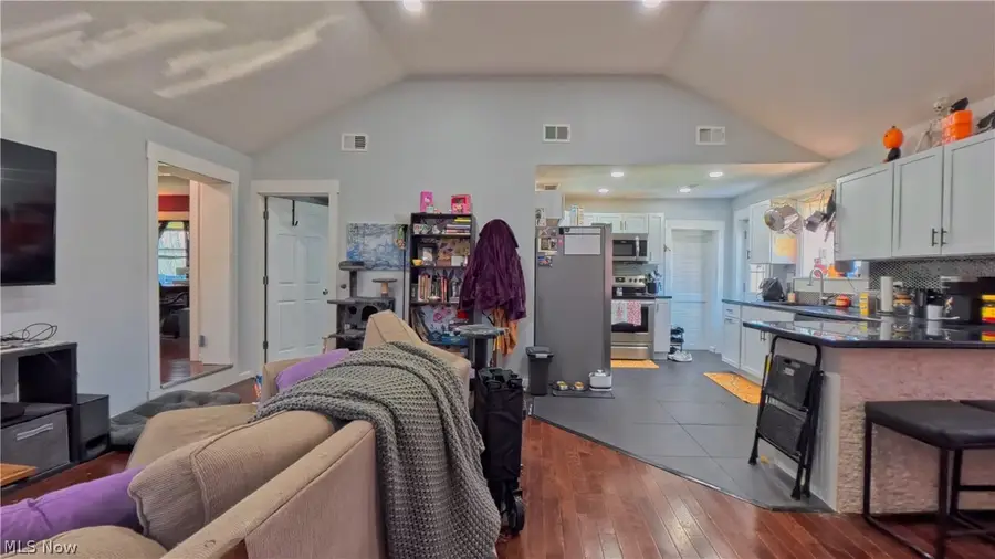 819 Fairfield Avenue, Columbiana, OH 44408 - #3