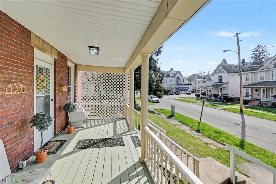 38 Penn Avenue, Mansfield, OH 44903 - #2