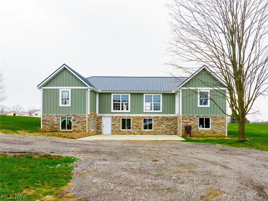 8919 Township Road 566, Holmesville, OH 44633 - #1