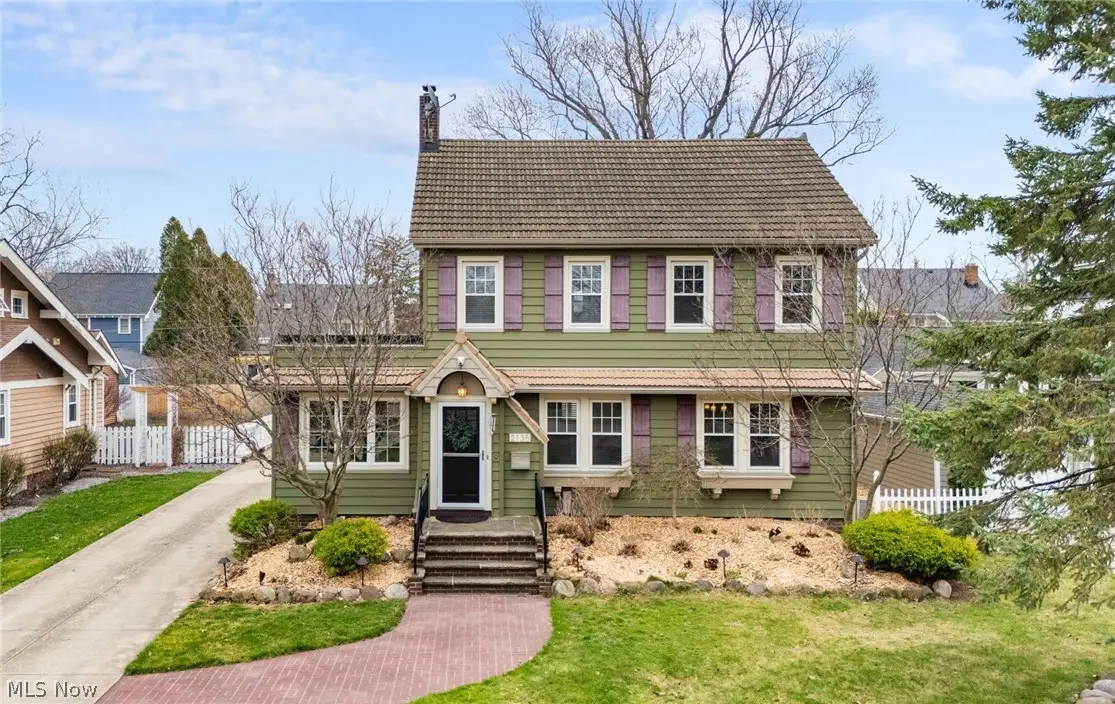 2135 Riverside Drive, Lakewood, OH 44107 - #1