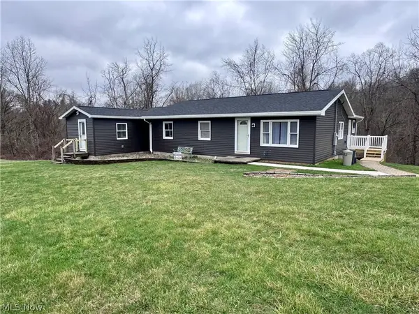 1841 N Vinegar Hill Ne Road, Mcconnelsville, OH 43756