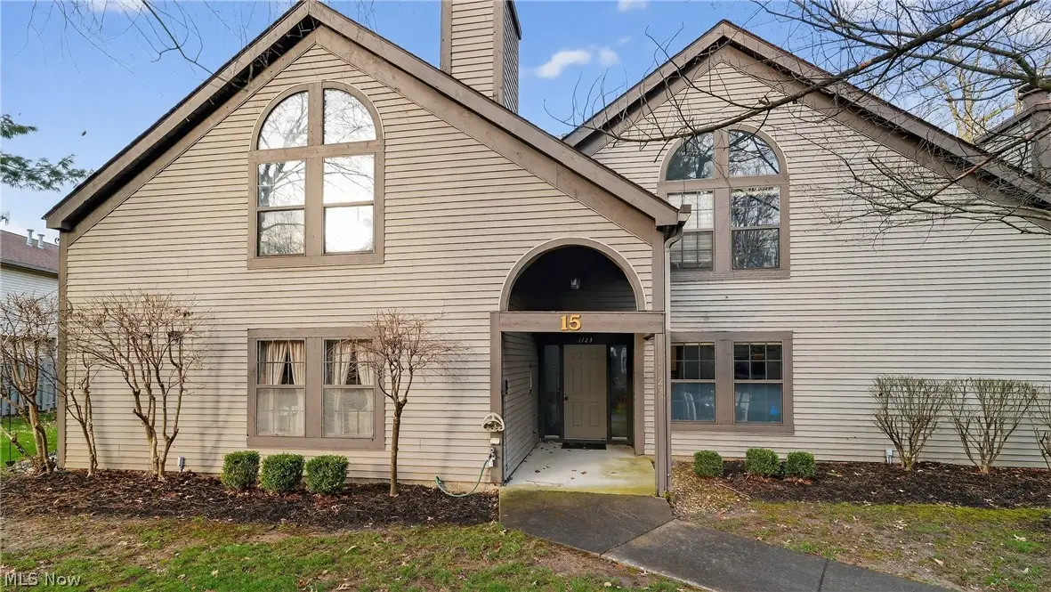 1123 Redtail Hawk #1, Boardman, OH 44512 - #1