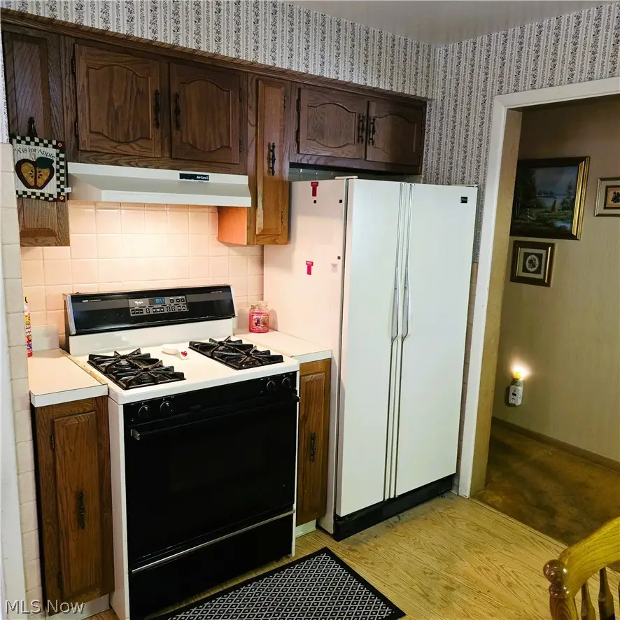 8201 Manorford Drive, Parma, OH 44129 - #3