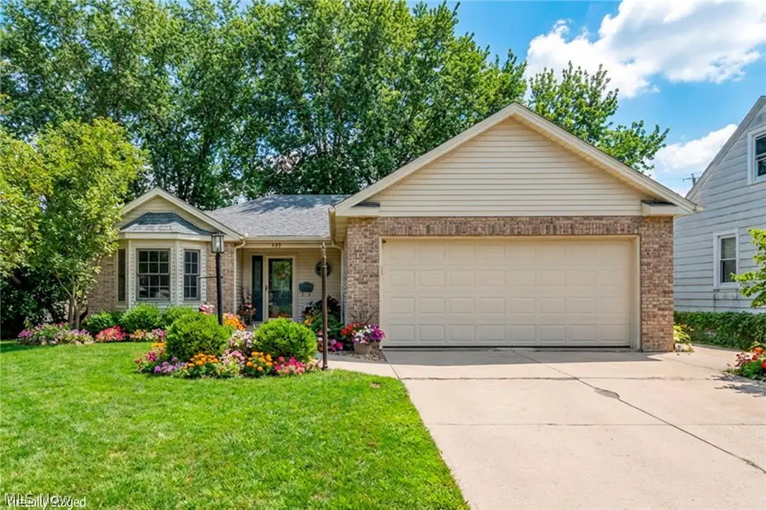 235 Brandtson Avenue, Elyria, OH 44035 - #1