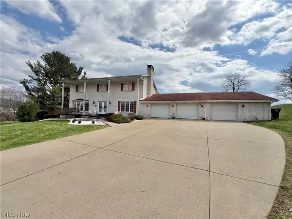 504 Greenbrier Court, Steubenville, OH 43953