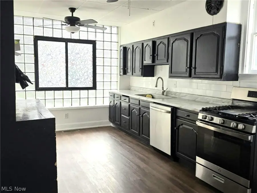 9 Camden Place, Parkersburg, WV 26101 - #2