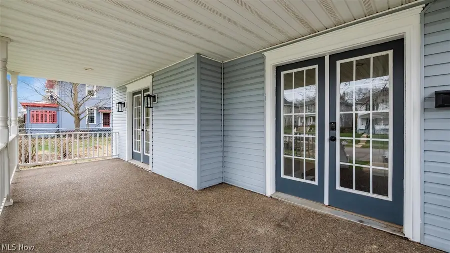 958 Forest Avenue, Zanesville, OH 43701 - #2