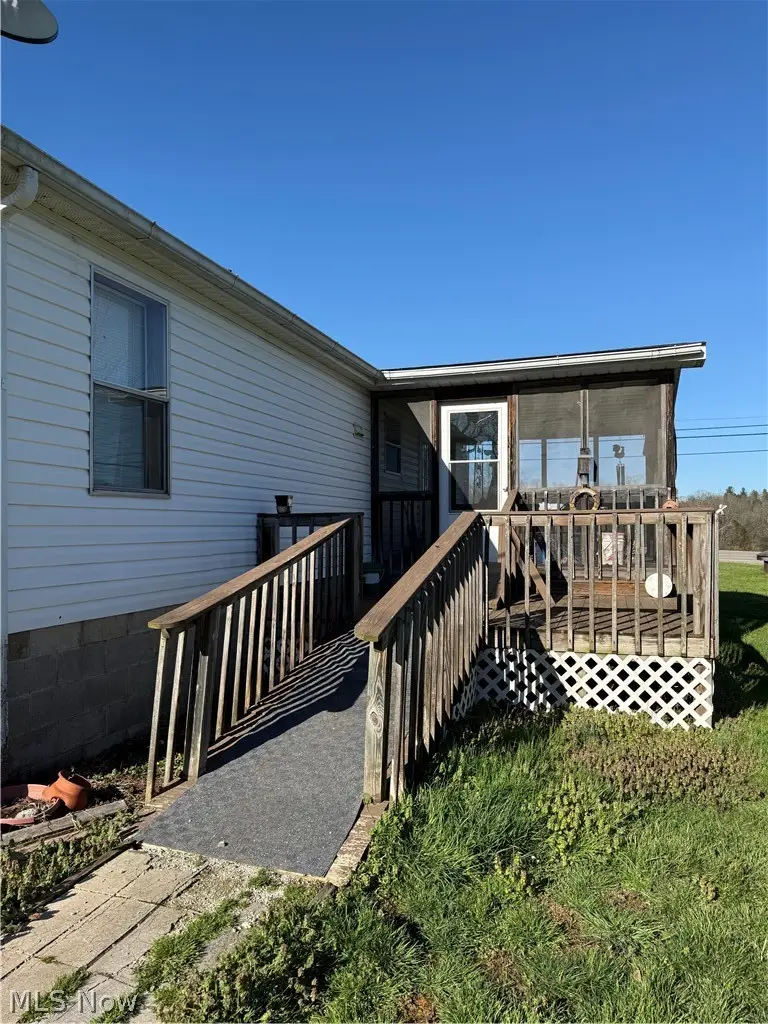 27 Garfield Road, Palestine, WV 26160 - #3