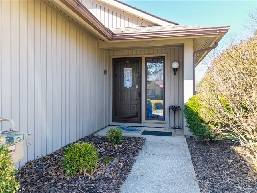 10806 Meadow Trail, Strongsville, OH 44149 - #2