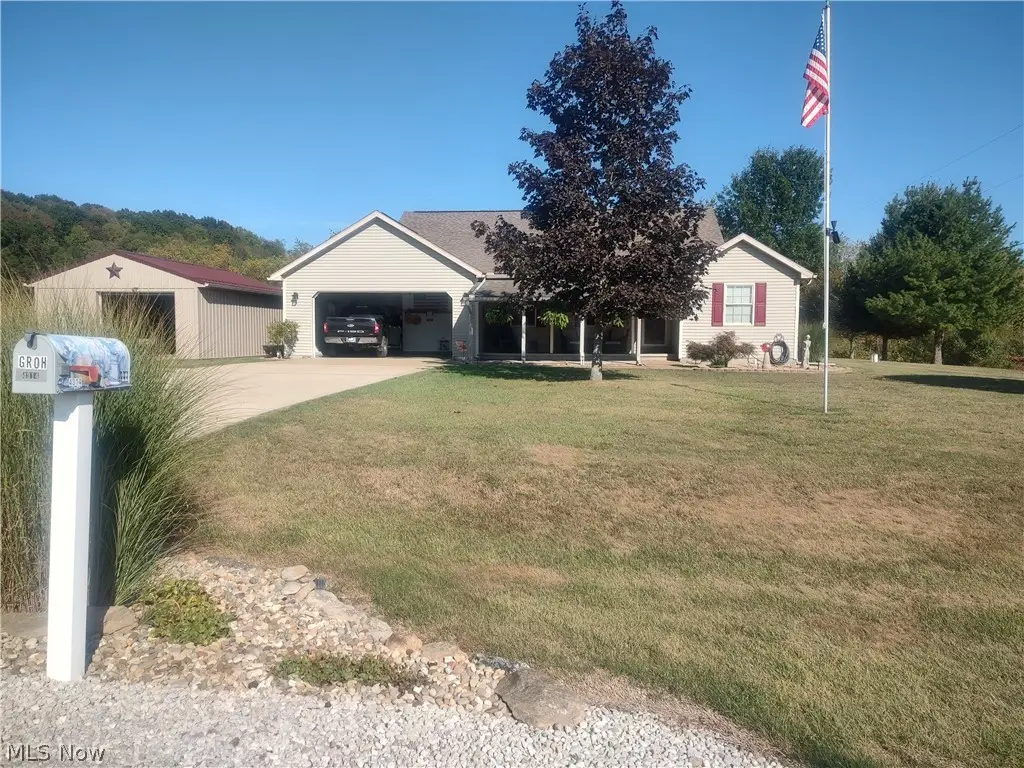 4314 Sherrod Valley Sw Drive, Sherrodsville, OH 44675 - #1