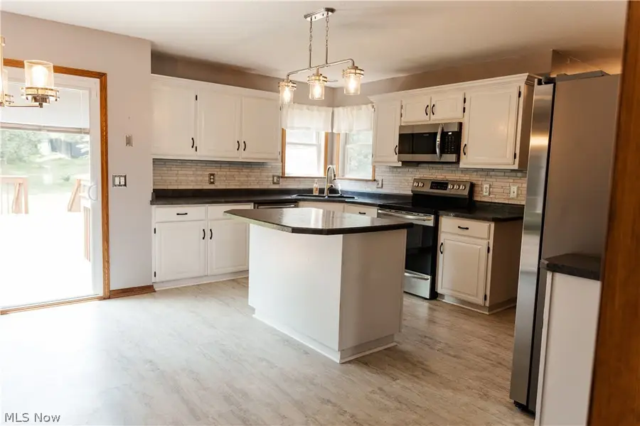 3069 W Castle Nw Circle, Massillon, OH 44647 - #2