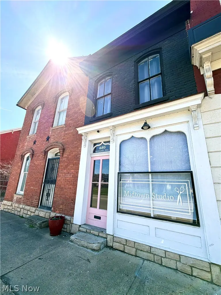 605 Putnam Avenue, Zanesville, OH 43701 - #2