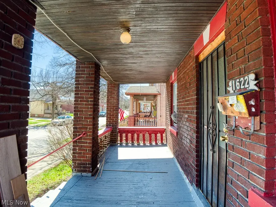 1622 Winchester Avenue, Lakewood, OH 44107 - #3
