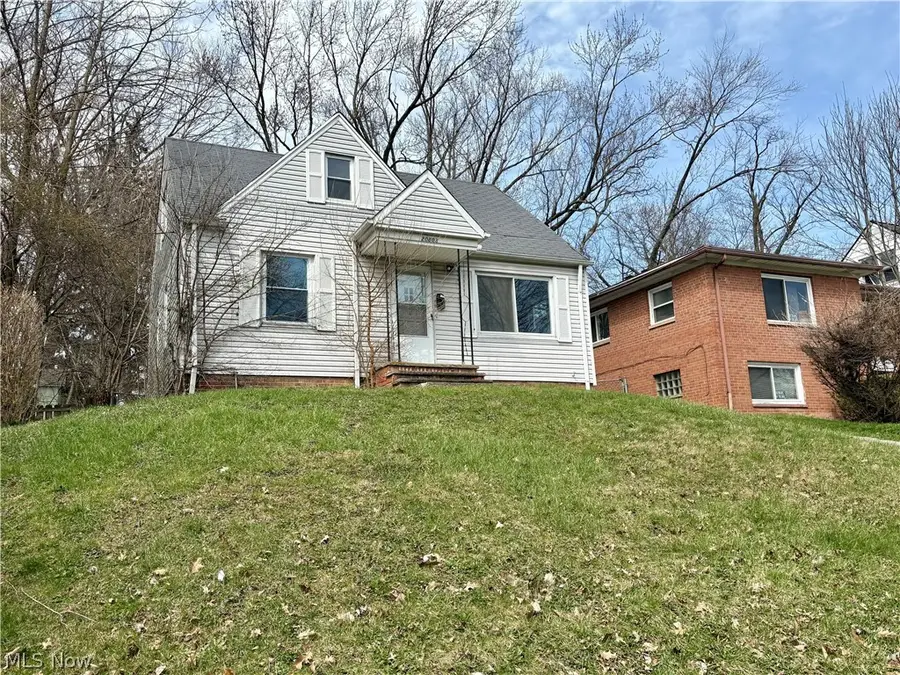 20803 Kenyon, Maple Heights, OH 44137 - #2