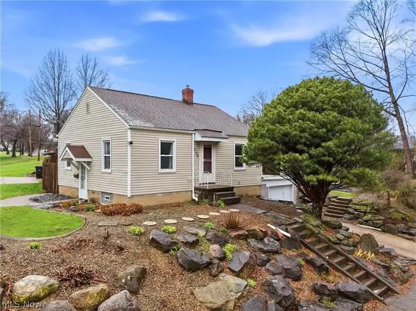 1734 Tonawanda Avenue, Akron, OH 44305